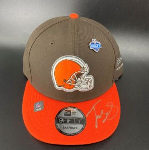 NFL - Browns Taylen Green Signed Hat With 2026 Draft Pin