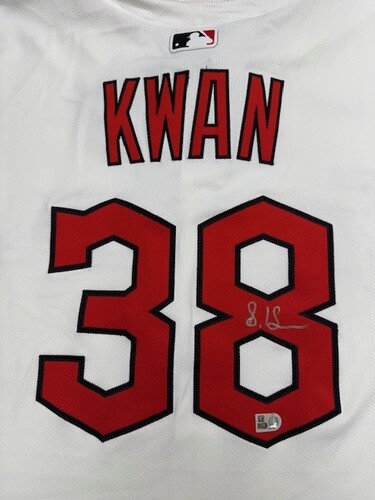 Steven Kwan Autographed Baseball | MLB Auctions