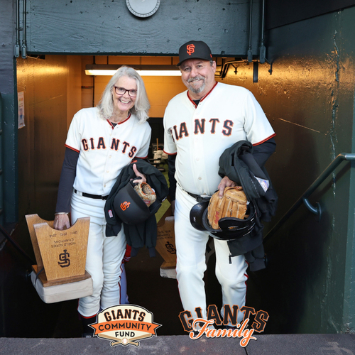 Photo of Giants Family Auction: Giants Balldude or Balldudette in 2026